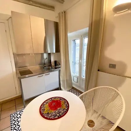 Attico Tortona Διαμέρισμα *